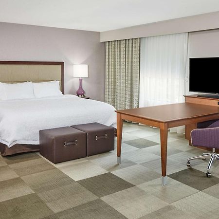 Hampton Inn Fond Du Lac Exterior photo